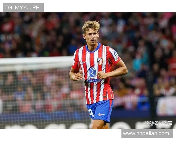 欧洲足球最大球星是谁 全球足坛传奇的风云人物与历史地位分析